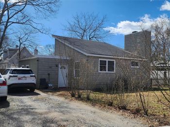 288 Cedar Road W