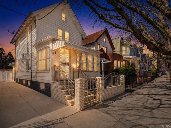 54 Chestnut Street, Brooklyn NY 11208