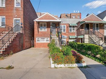 1818 Tomlinson Avenue