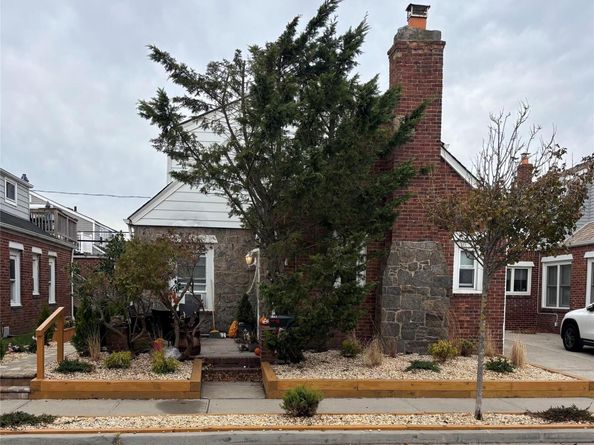 107 Pacific Boulevard, Long Beach NY 11561