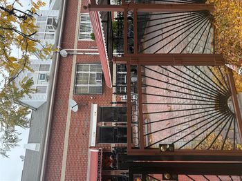 221 Macdougal Street