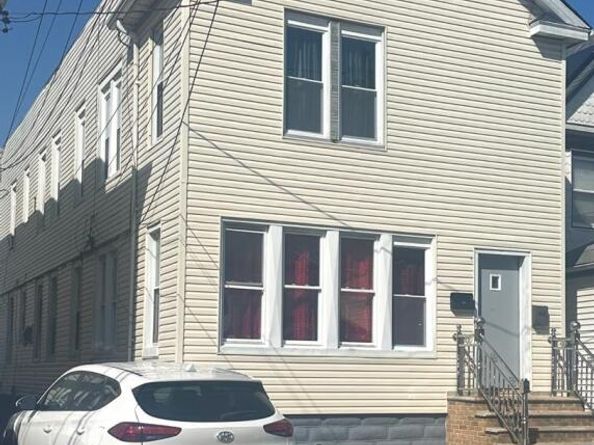 10428 114th Street, Richmond Hill NY 11419