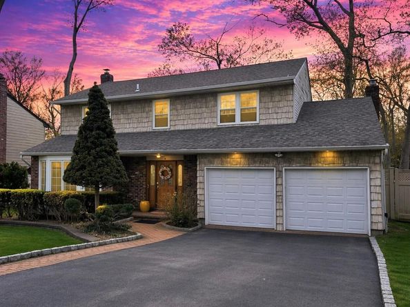 9 Chester Street, Smithtown NY 11787