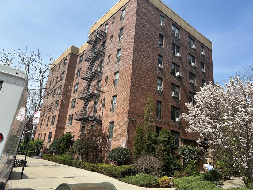 7259 Shore Road 3A, Brooklyn NY 11209