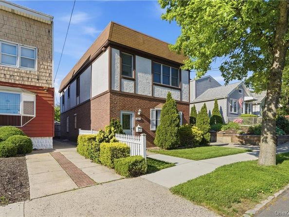 125-11 7th Avenue, College Point NY 11356