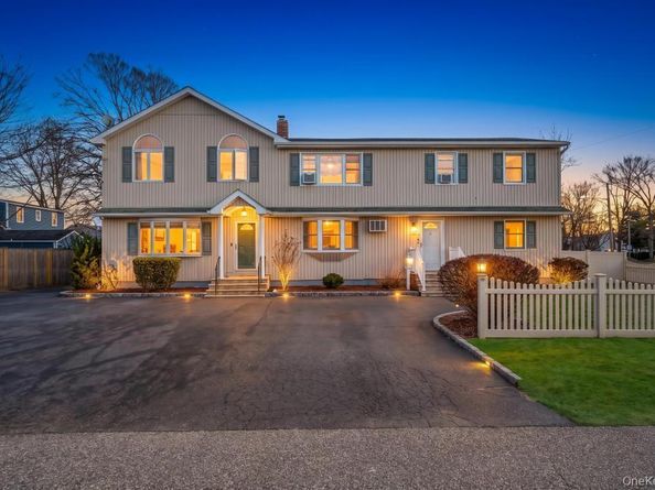 45 Dogwood Road, West Islip NY 11795