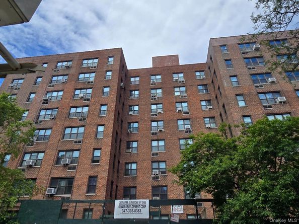 2835 Webb Avenue 2J, Bronx NY 10468