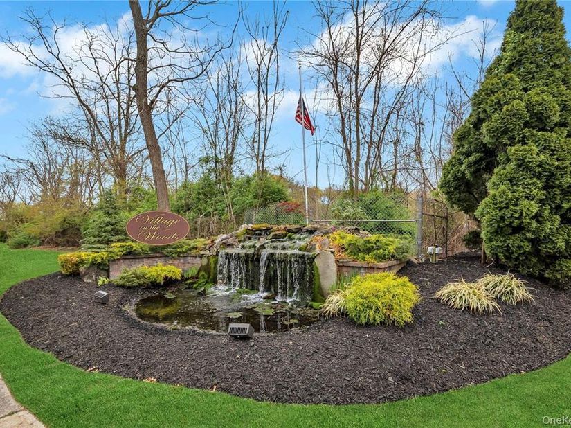 22 Beech Court 22, Selden NY 11784