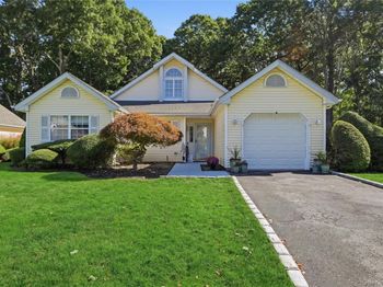 23 Saddlebrook Court