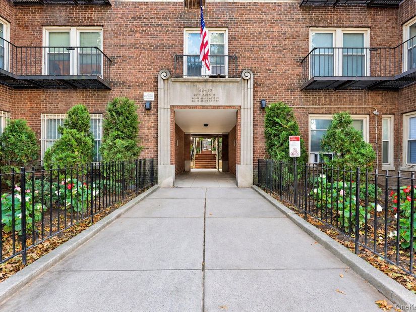 4310 48th Avenue 7E, Woodside NY 11377