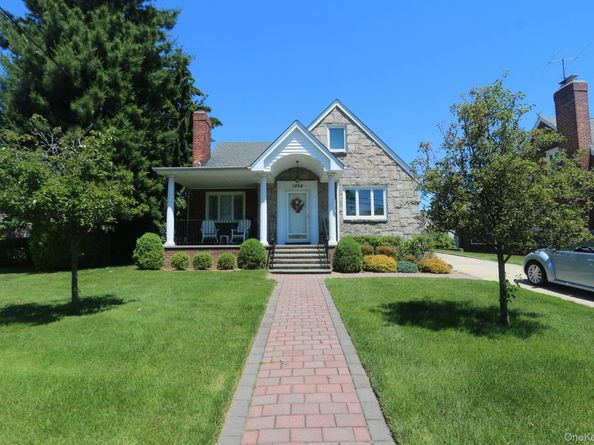 1054 Tulip Avenue, Franklin Square NY 11010