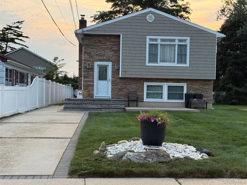 30 Stone Boulevard, Massapequa NY 11758