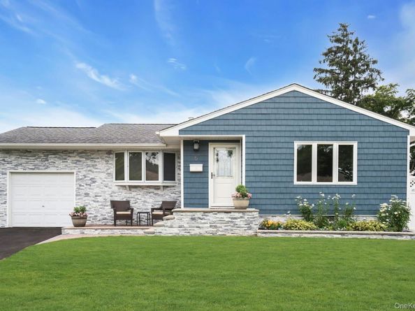 5 Stagg Lane, Commack NY 11725