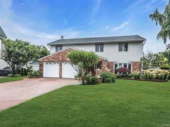 3901 Jane Court, Seaford NY 11783