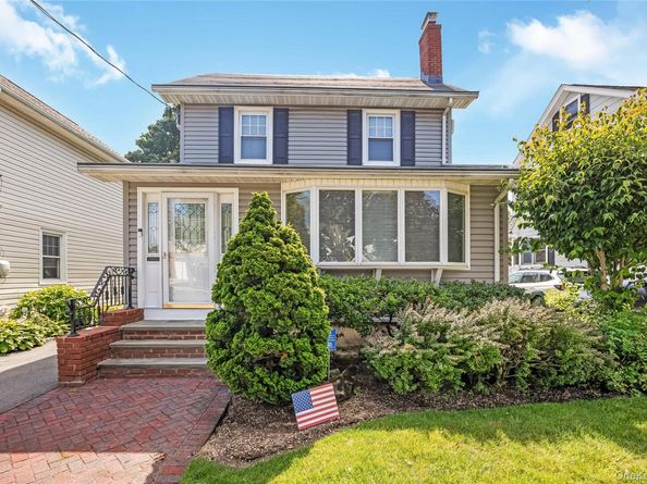 69 Vernon Avenue, Rockville Centre NY 11570