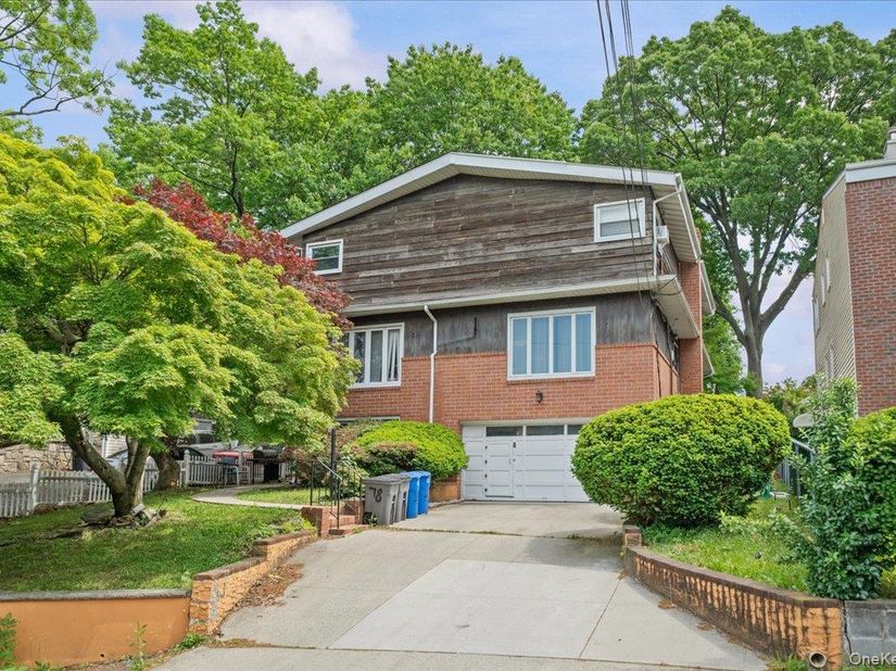 76 Stevens Avenue, Yonkers NY 10704