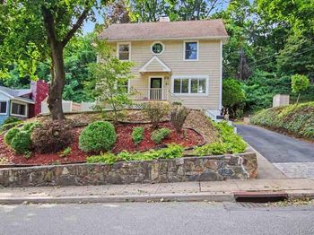 81 Snowden Avenue