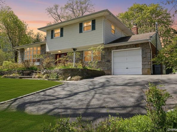 5 Highpoint Drive, Huntington NY 11743