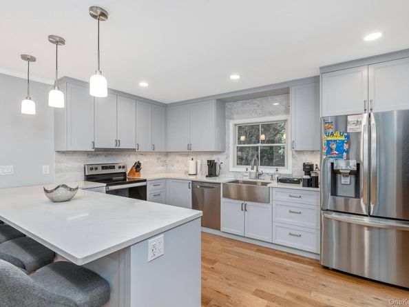 19 Groveland Avenue, East Quogue NY 11942