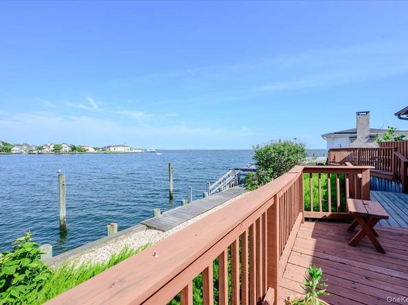 248 Harbor Lane, Massapequa Park NY 11762