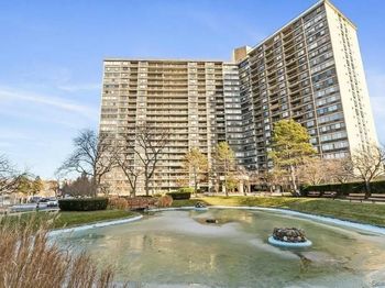 2 Bay Club Drive