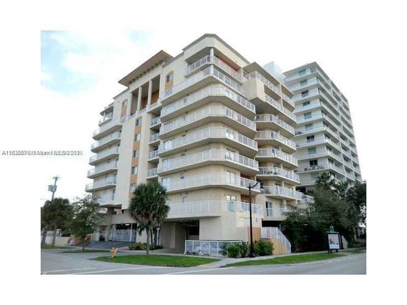 280 SW 20th Rd 404, Miami FL 33129