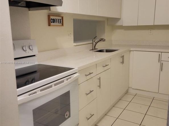 8520 SW 133rd Ave Rd 116, Miami FL 33183