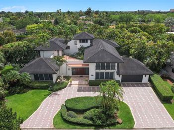 8450 SW 74th Ter