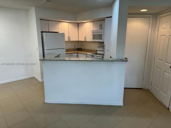 3430 N Pinewalk Dr N 615, Margate FL 33063