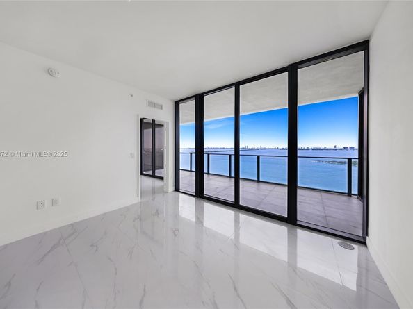 700 NE 24 Street 2306, Miami FL 33137