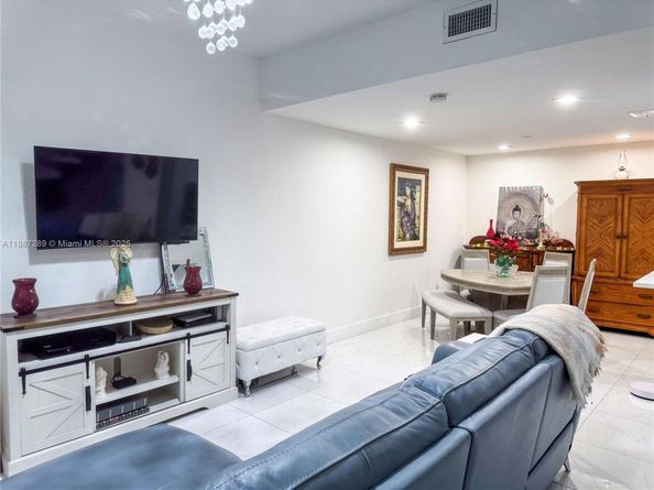 10505 SW 153rd Ct 2, Miami FL 33196