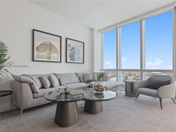 851 NE 1st Ave 4106, Miami FL 33132