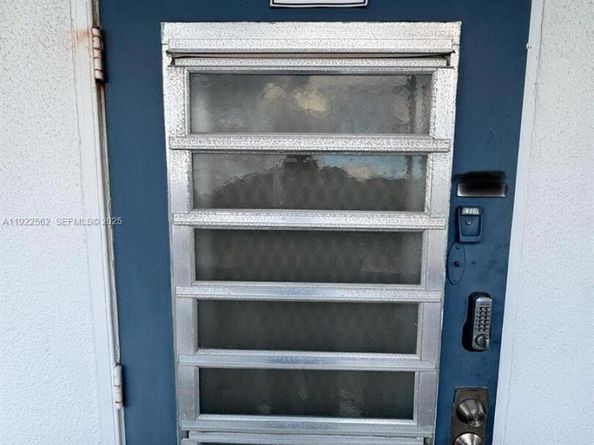 4001 Upminster J 4001, Deerfield Beach FL 33442