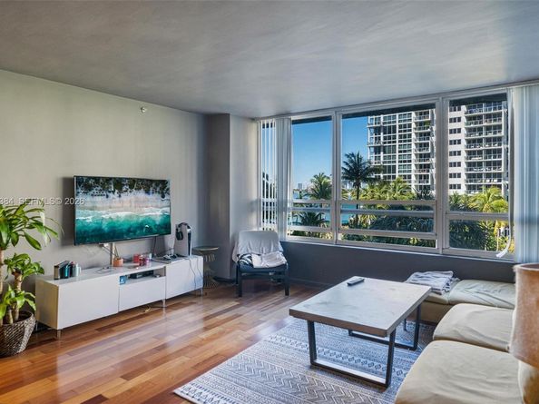 1500 Bay Rd 458S, Miami Beach FL 33139