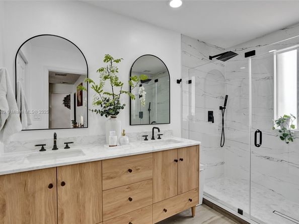 1381 Sago Ln, Weston FL 33327