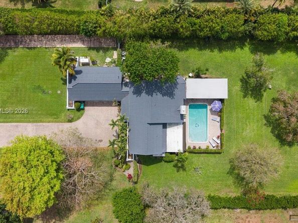 6313 NW 75th Way, Parkland FL 33067