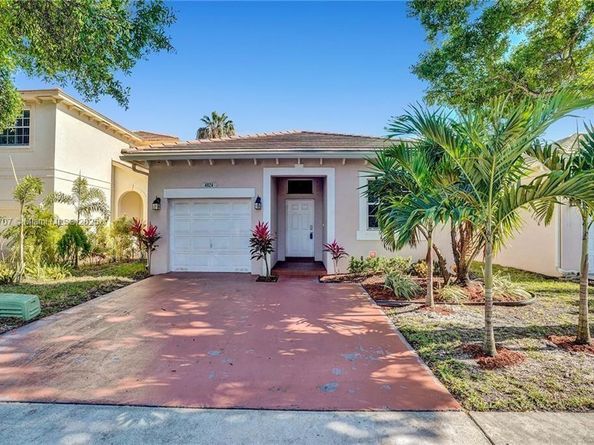 4824 NW 19th St, Coconut Creek FL 33063