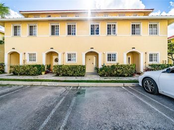 2040 NE 167 th