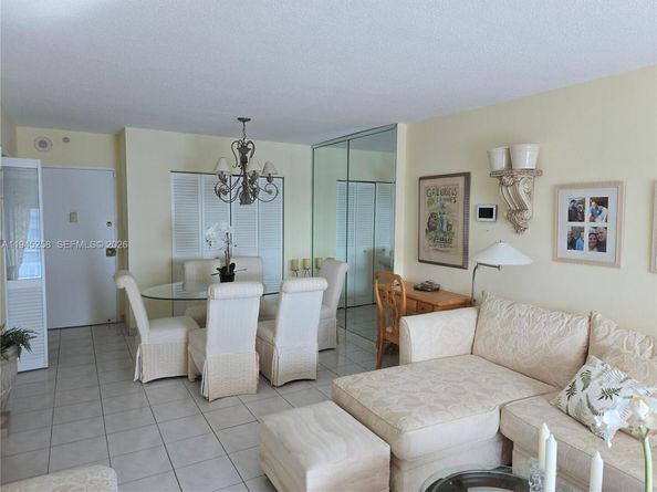 400 Kings Point Dr 1202, Sunny Isles Beach FL 33160