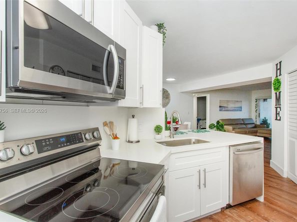 6292 NW 186th St 107, Hialeah FL 33015