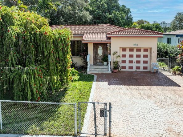 2830 SW 17th St, Miami FL 33145