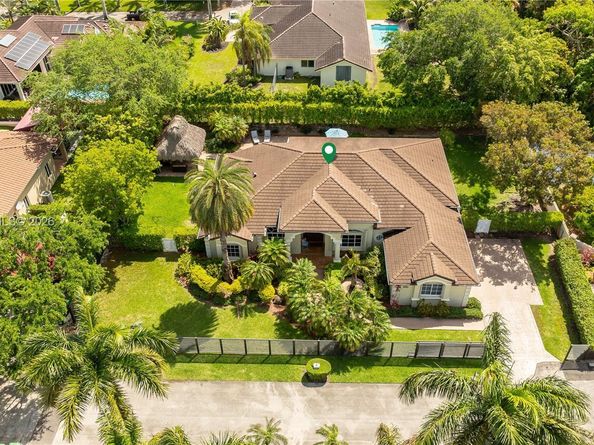 14831 SW 95th Ct, Miami FL 33176