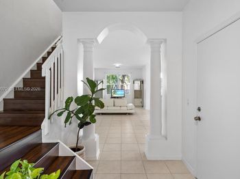 419 Rainbow Springs Ter