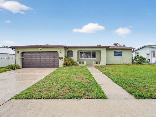 6533 NW 1st St, Margate FL 33063
