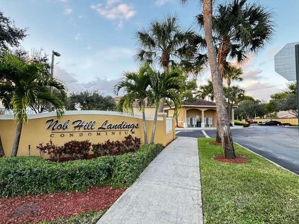 9905 Westwood Dr 343, Tamarac FL 33321