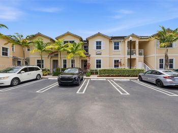 142 SE 28th Ter