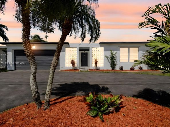 9241 Sunset Strip, Sunrise FL 33322