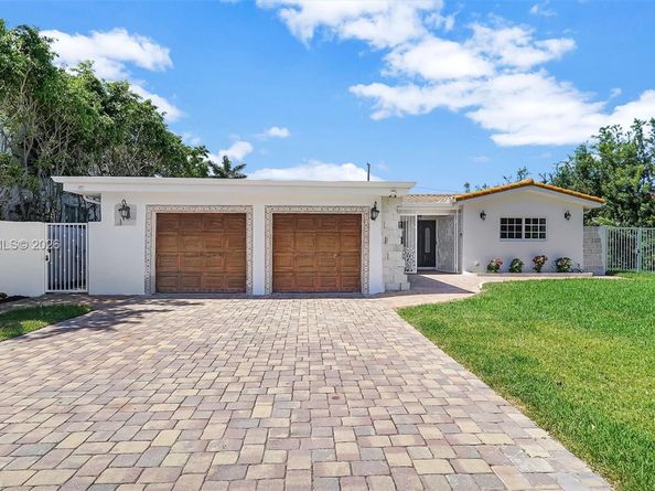 1311 Pierce St, Hollywood FL 33019