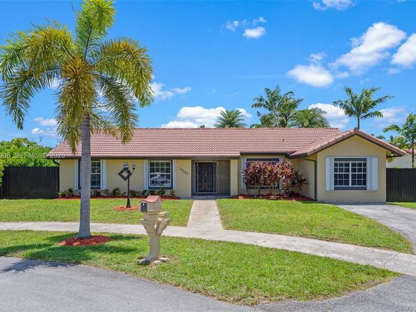 14242 SW 46th Ter, Miami FL 33175