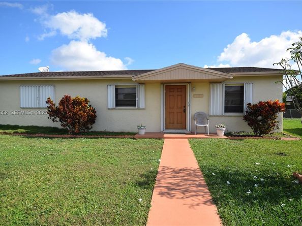 30613 SW 152nd Pl, Homestead FL 33033